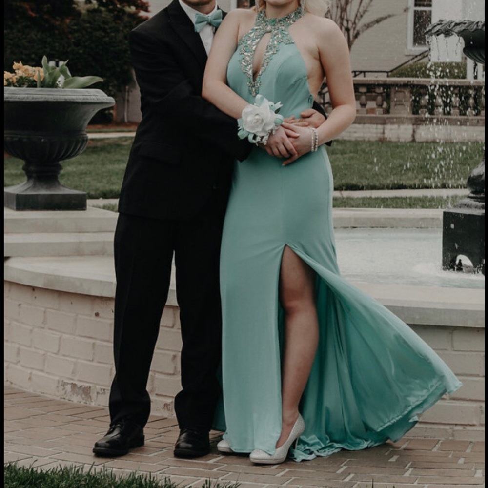 Prom Dress - Picture 3 of 3